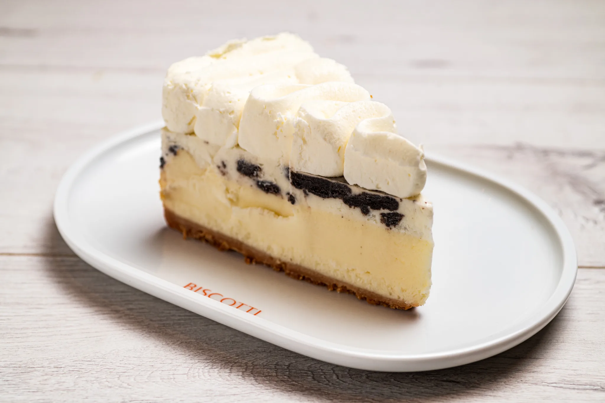 צילום עוגות, מאפים, קינוחים אישיים ופטיפורים – בסטודיו או בלוקיישן.